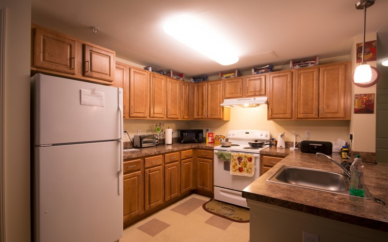 Meadowbrook Apartments unit kitchen