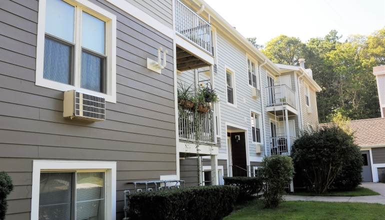 Brandy Hill Apartments exterior close up