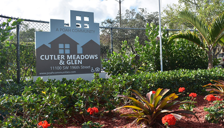 Cutler Meadows Glen Apartment welcome sign