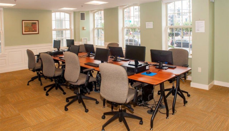 Kenmore Abbey community computer room