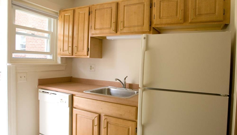 Bay Meadow Apartments unit kitchen