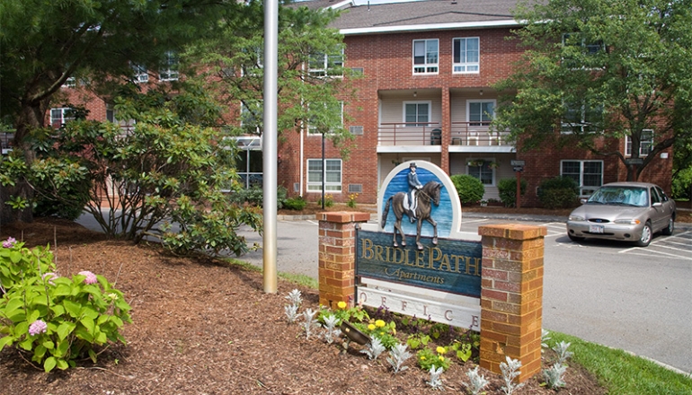 Bridle Path sign