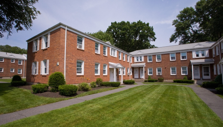 Bay Meadow Apartments exterior
