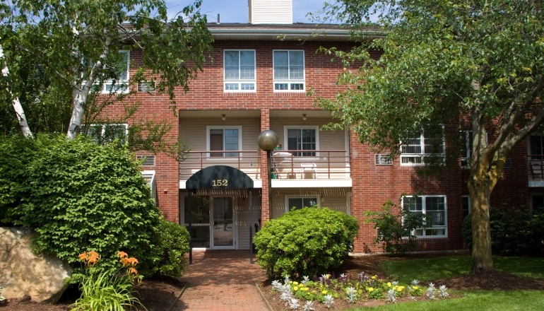 Bridle Path exterior entrance