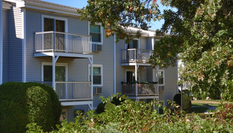 Cromwell Court exterior unit balconies 
