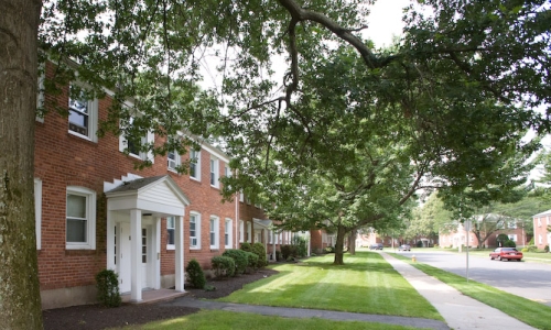 Bay Meadow apartments