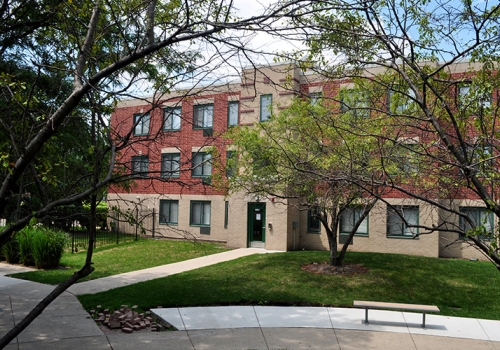 Newberry Park Apartments courtyard